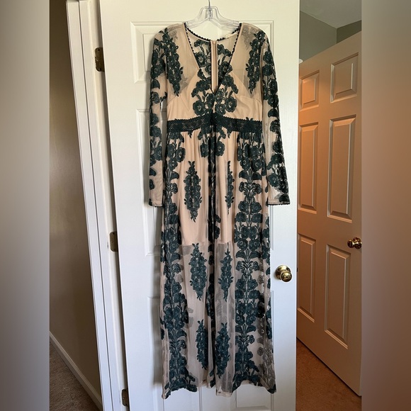 Altar'd State Dresses & Skirts - Altar'd State Cream and Green Lace Dress